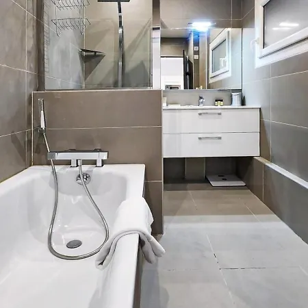 Apartment Place Carnot