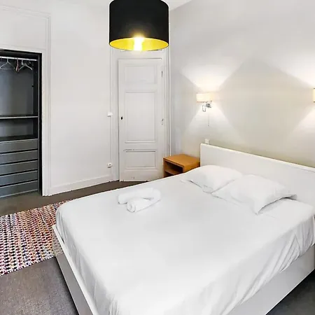 Place Carnot アパート *