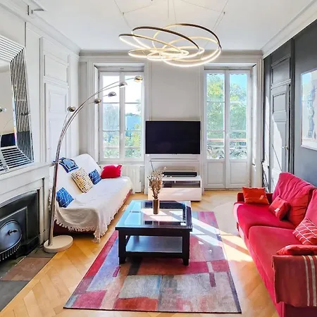 Apartment Place Carnot